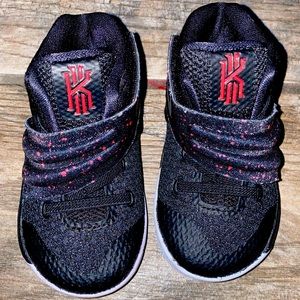Kyrie 2